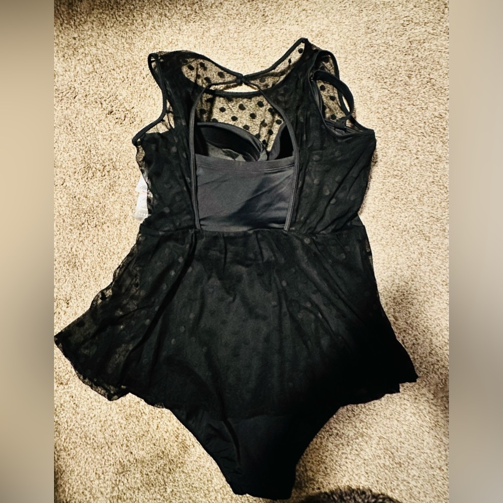 *SOLD*NWT Torrid mesh polkadot push-up one piece swimsuit - Picture 7 of 15